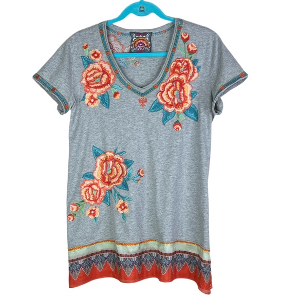 Johnny Was Aveline Scarf Flounce Tunic Short Sleeve Embroidered Silk Gray Top M - Picture 3 of 10